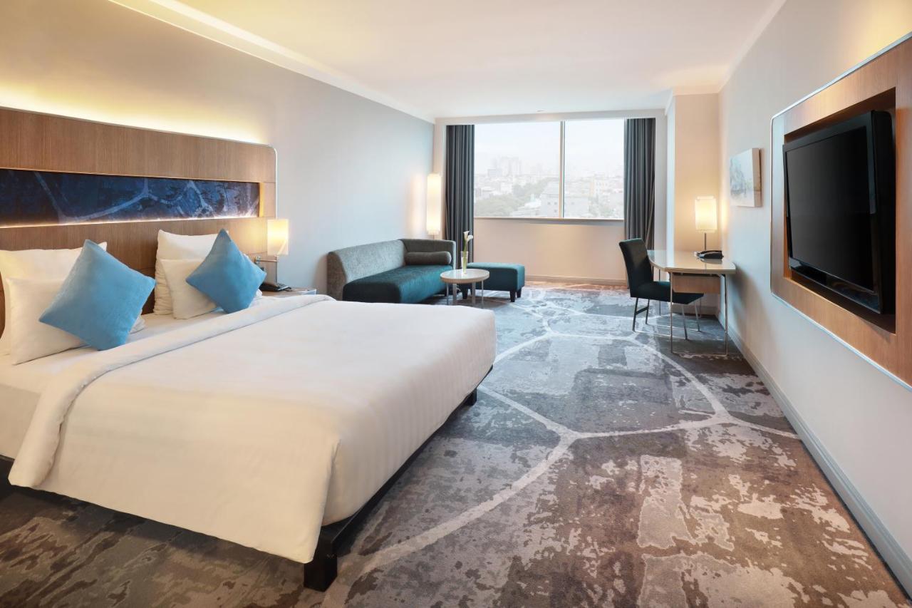 Novotel Mangga Dua Square Hotel