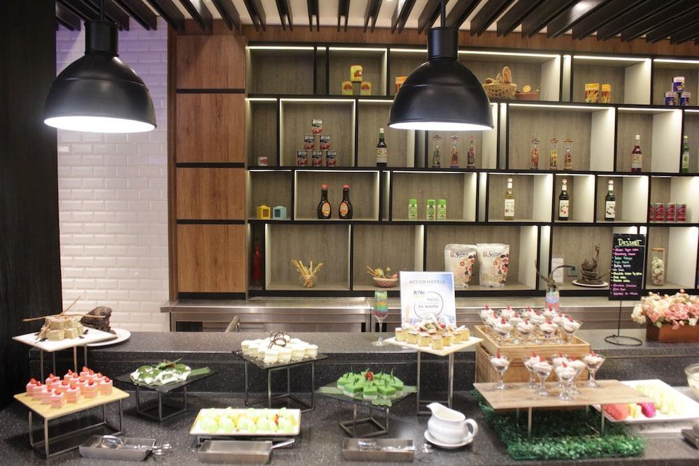 Hotel Novotel Mangga Dua Square Jakarta