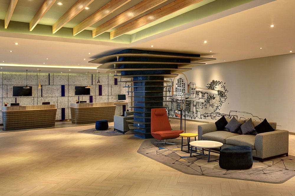 Novotel Mangga Dua Square 4*